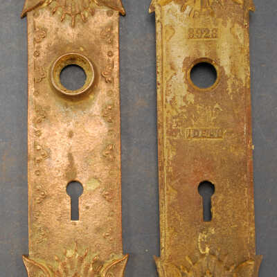 Escutcheon, Plate