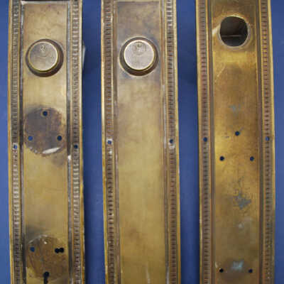 Escutcheon, Plate