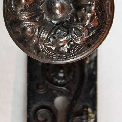 Doorknob / Escutcheon