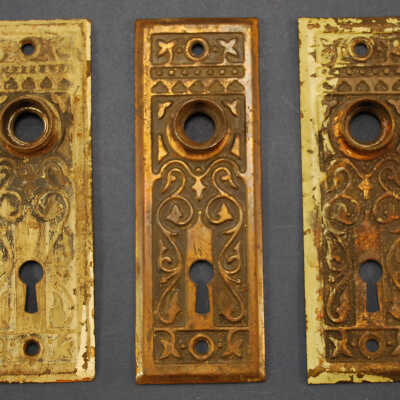 Escutcheon, Plate