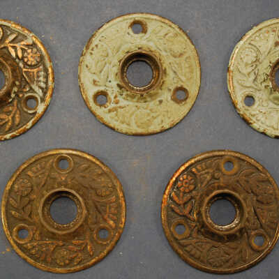 Escutcheon, Rose