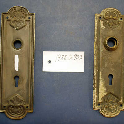 Escutcheon, Plate