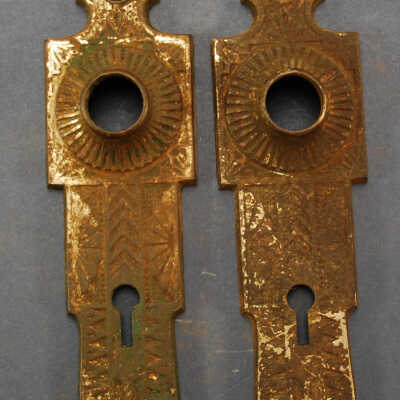 Escutcheon, Plate