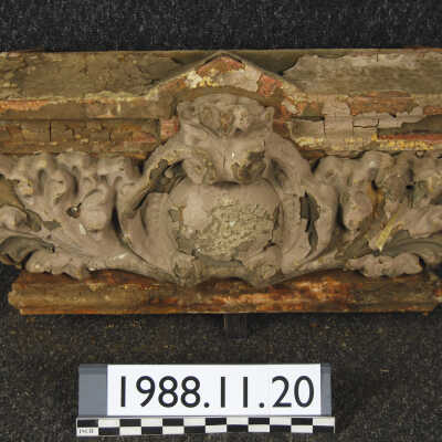 Capital, Cast Iron