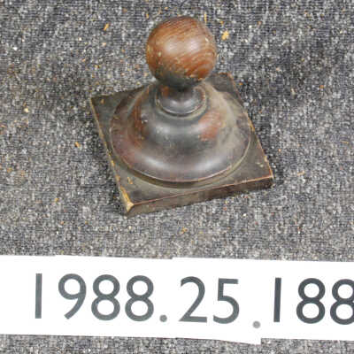 Cap, Newel Post