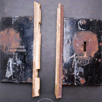 Lock, Pocket Door