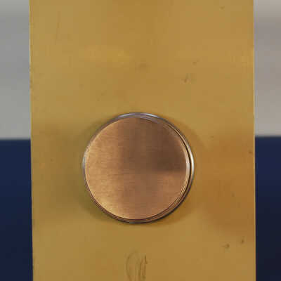 Sample, Doorknob