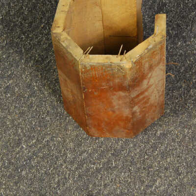 Component, Newel Post