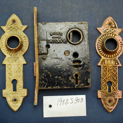 Set, Leveler Door Trim / Lock