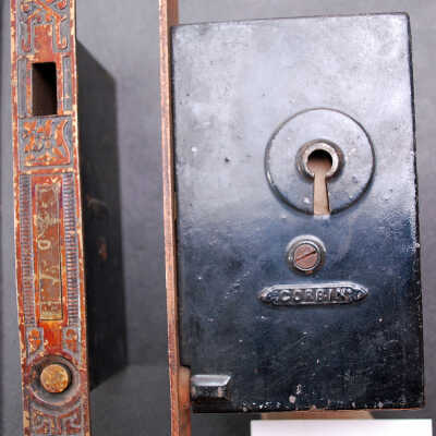 Lock, Pocket Door
