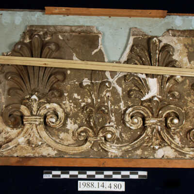Frieze, Plaster