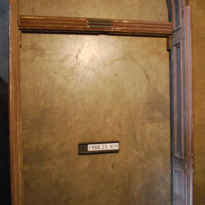 Assemblage, Doorway