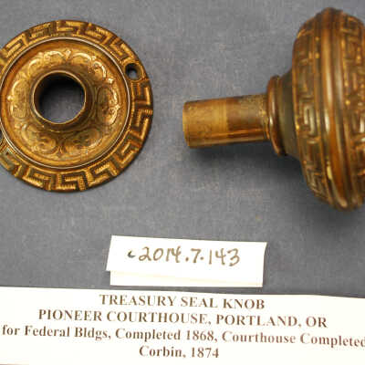 Doorknob / Rose