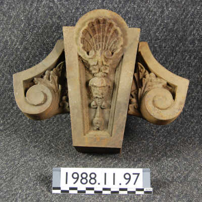 Keystone, Cast Iron