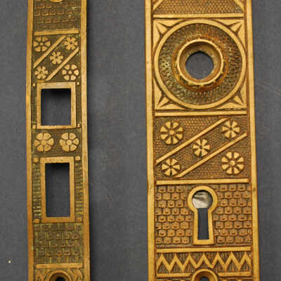 Escutcheon, Plate
