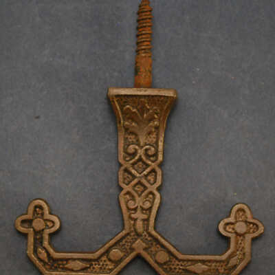 Hook, Under Shelf