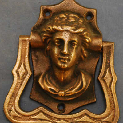 Handle