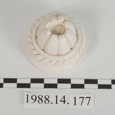 Centerpiece, Plaster