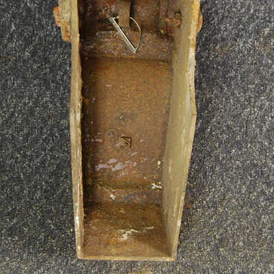 Keystone, Cast Iron