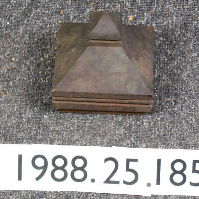 Cap, Newel Post