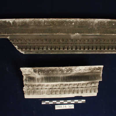 Cornice, Plaster