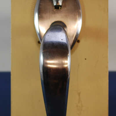 Sample, Handle