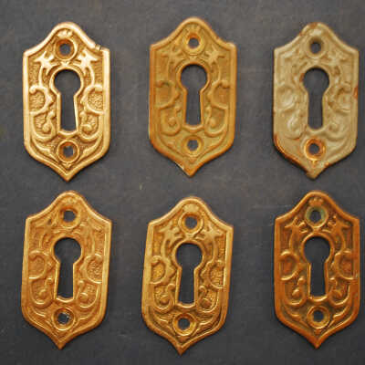 Escutcheon, Rose