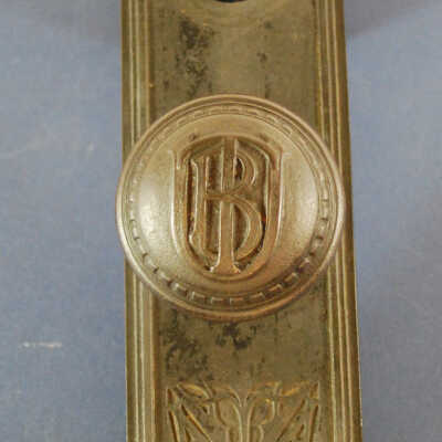 Doorknob / Escutcheon