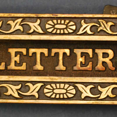 Slot, Letter