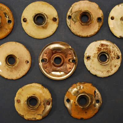 Escutcheon, Rose