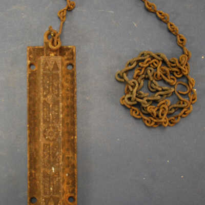 Bolt, Chain