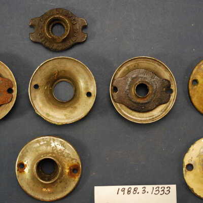 Escutcheon, Rose