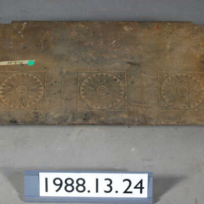Apron, Fireplace