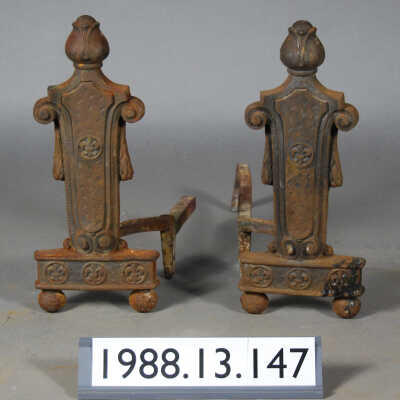 Andiron