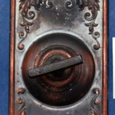 Bell, Twist and Plate
