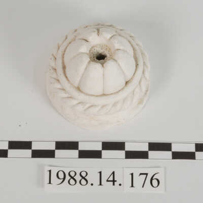Centerpiece, Plaster