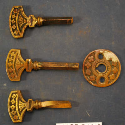 Latch, Thumb