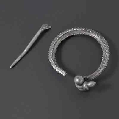 Brooch