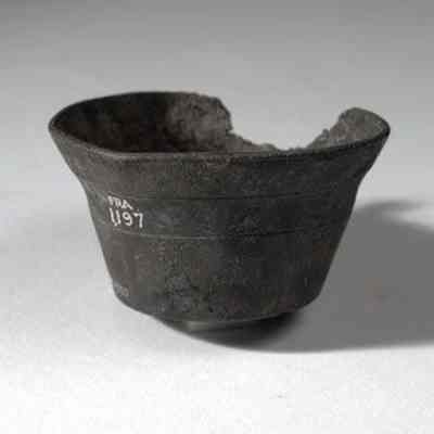 Vessel metal / cup