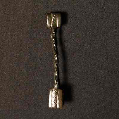 Tweezers