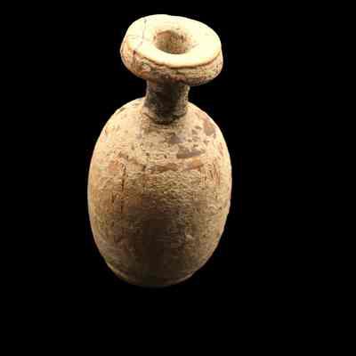 Pottery vessel
