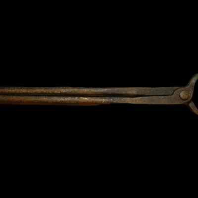Tongs