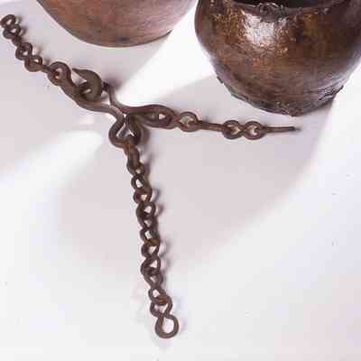 Vessel metal / pot chain