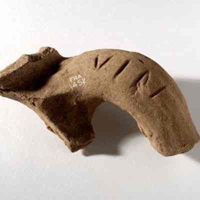 Pottery / amphora / portion