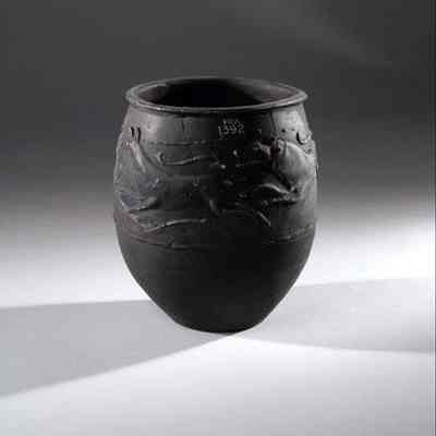 Pottery / beaker
