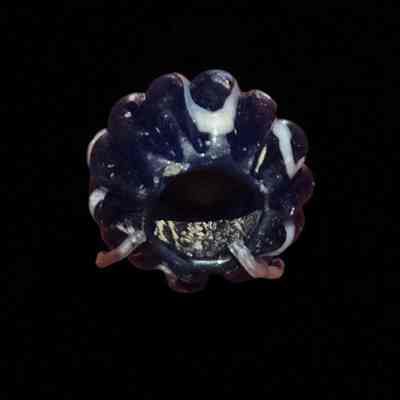 Bead