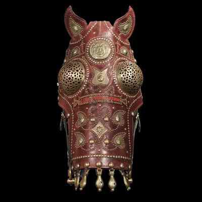 Replica chamfron