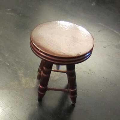 Piano stool