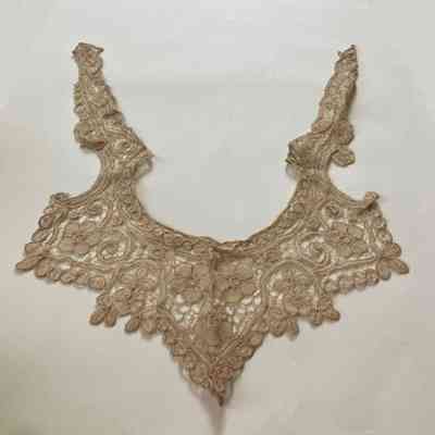 Collar