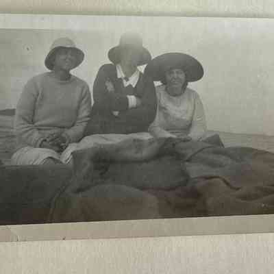 Photo of probably Phoebe, Louise, Kate